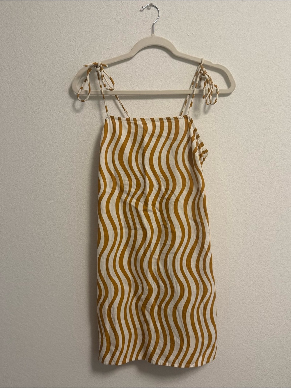 'Mustard Wave-Print Tie-Shoulder Dress